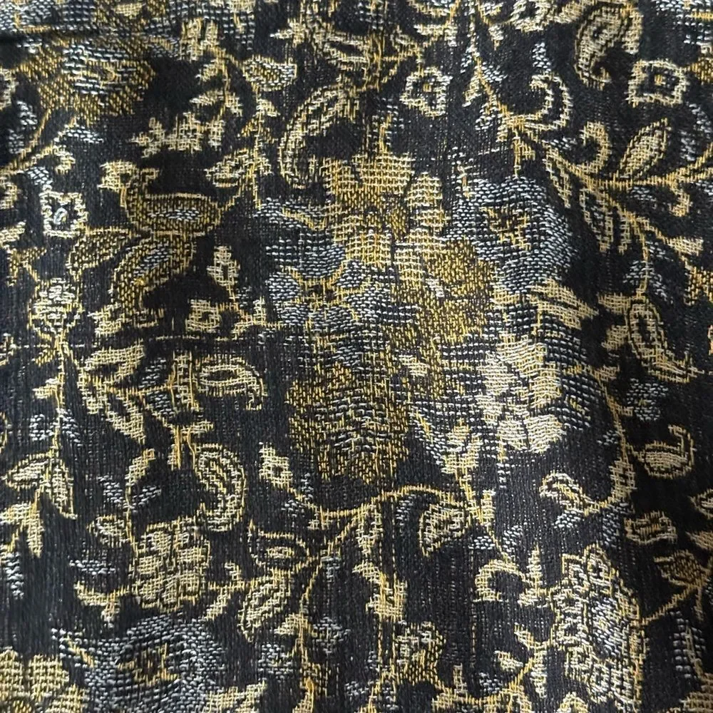 Wrap/Scarf Floral Brocade with Fringe.
